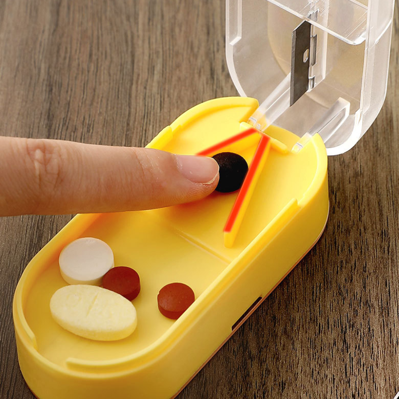 Medicine Dispenser Cutting Pill Box Cutting Tablet Packing Box Carry-On Pack a Week Small Pill Box